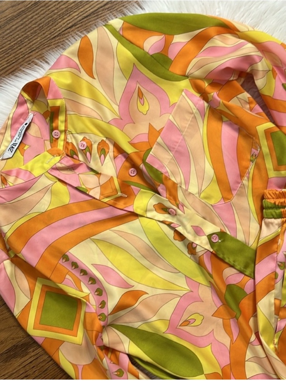 Zara Vibrant Abstract 70's Pink Orange Yellow Green Printed Set - Picture 3 of 13